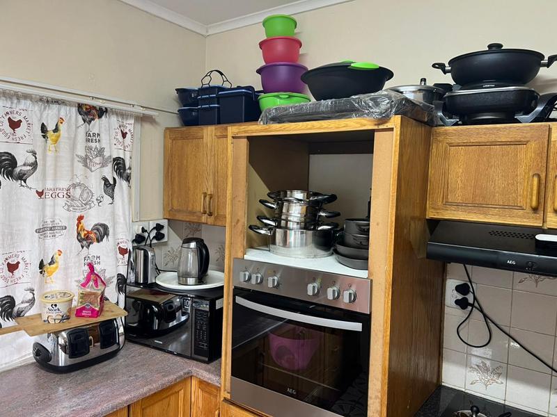 To Let 4 Bedroom Property for Rent in Grahamstown Eastern Cape